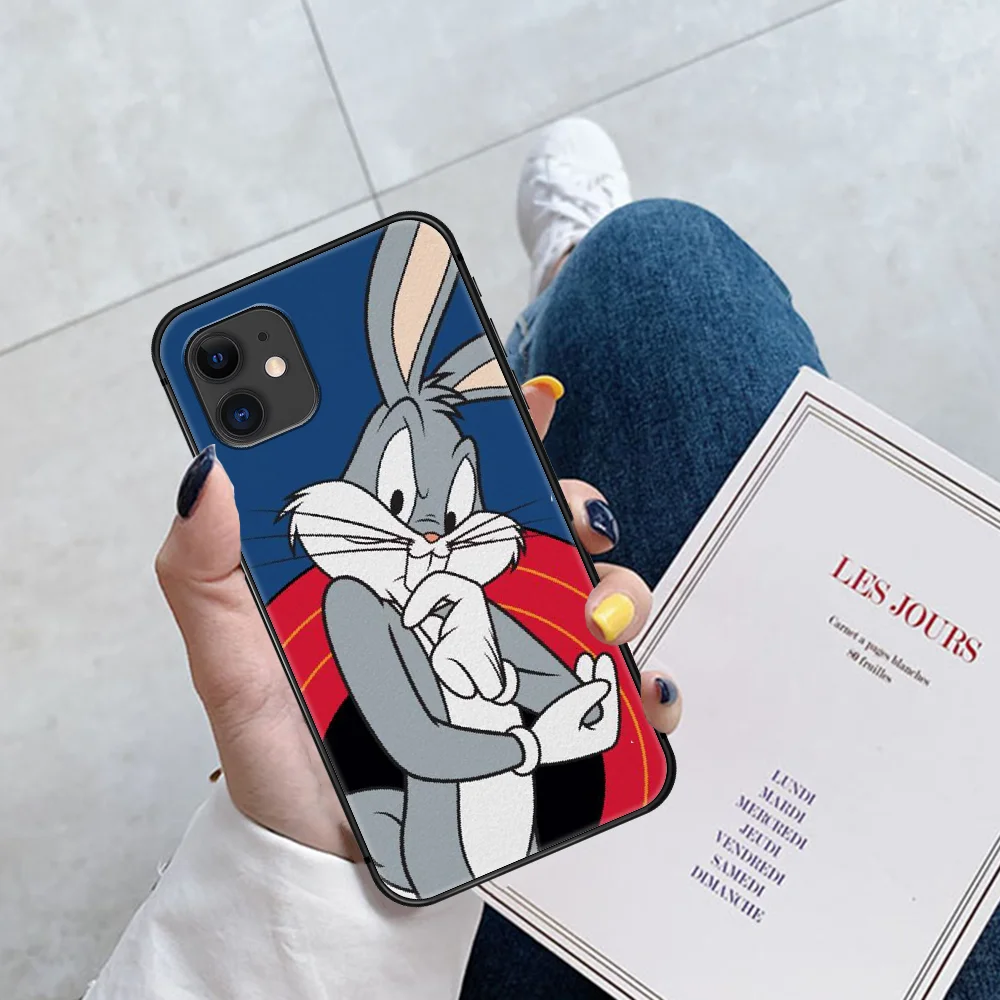 

Cartoon Cute Bugs Bunny Phone Case For Iphone 5 5S SE 2020 6 6S 7 8 Plus 11 12 Mini X XS XR Pro Max black Waterproof Trend Back