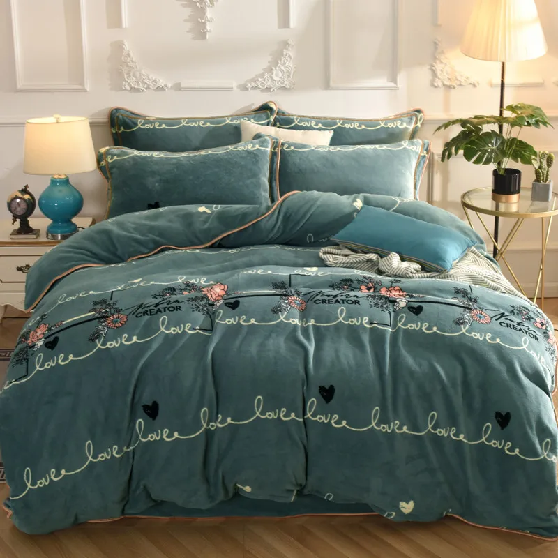 

Winter Warm Gold Mink Four Piece Set Simple Printing Milk Velvet Thickened Coral Quilt Cover Home Dormitory Flannel Bedding