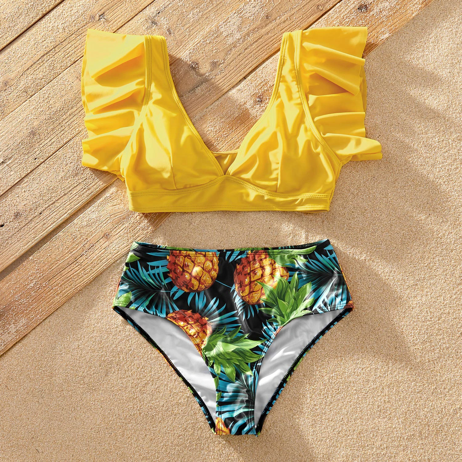

PatPat 2021 New Summer Ruffle Sleeve Swimsuits Family Look Pineapple full print Yellow Sets Family Matching Swimwear
