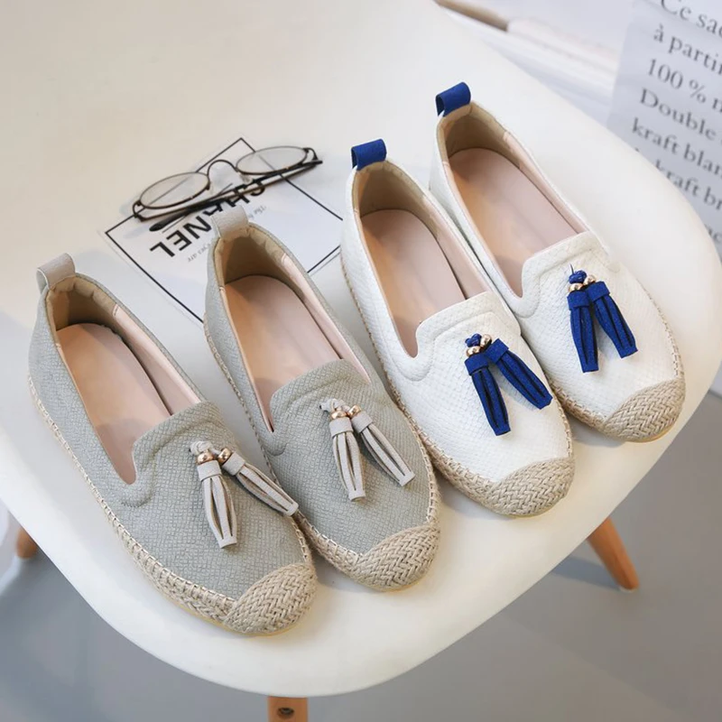 Балетки без шнуровки мокасины на плоской подошве с бахромой женская обувь