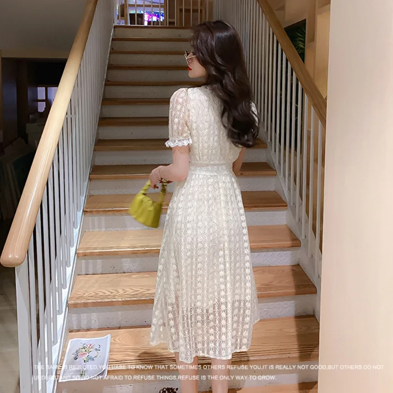 

2021 Summer New Women Fairy French Mesh Dress Female Sequined Short Puff Sleeve Slim Lace Dress Ladies Elegant Button Vestidos