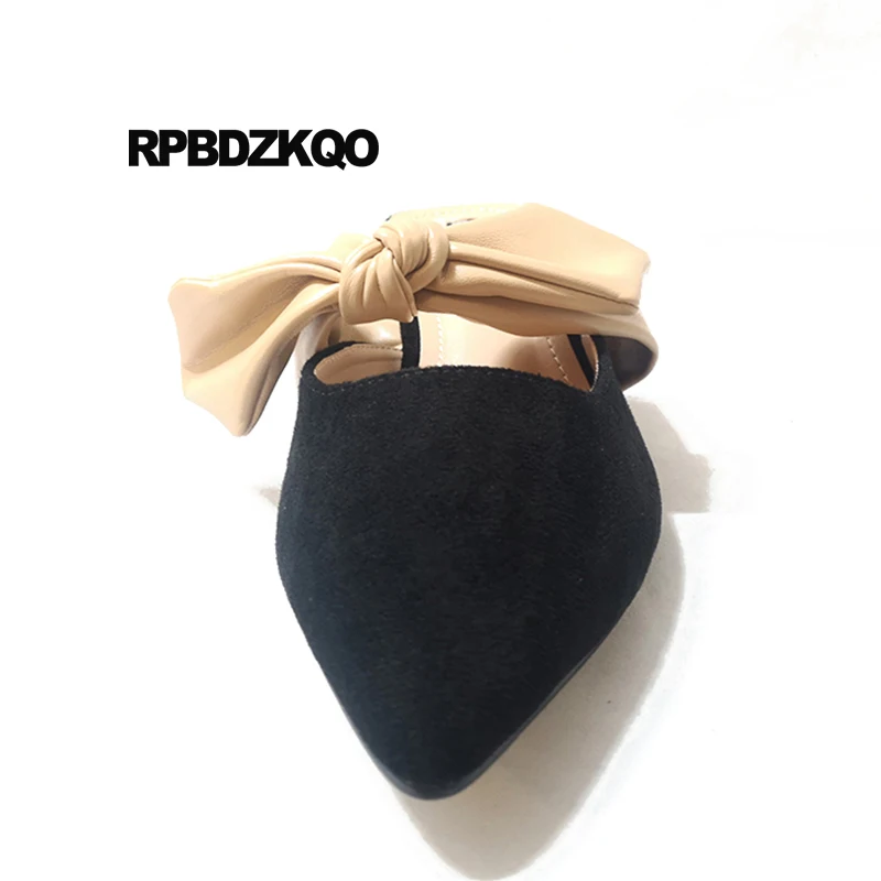 Женские замшевые шлепанцы черные сандалии без задника с острым носком бантом
