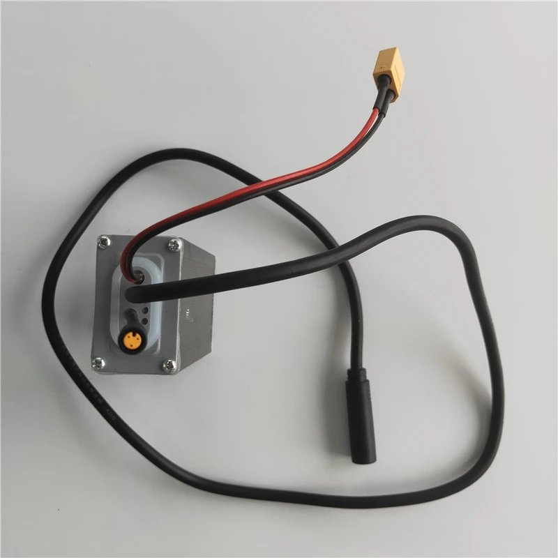 Интеллектуальный бесщеточный контроллер двигателя для электрического скутера