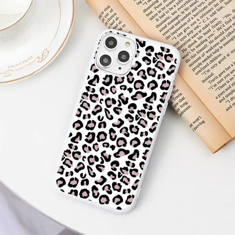 

Leopard Print Pattern Phone Case Candy Color White for iPhone 11 pro XS MAX 8 7 6 6S Plus X 5S SE 2020 XR