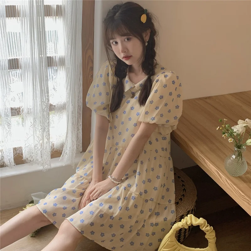Летнее платье новинка 2021 маленькие свежие цветы свободное очень волшебное