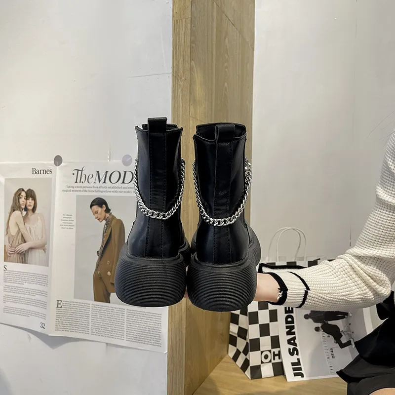2022 new autumn thick bottom Chelsea mid-tube combat round head wear Botines De Mujer square heel sexy