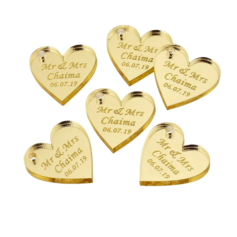 50 шт. персонализированные Выгравированные любовь бирки в форме сердца Свадебный Стол Центральные Mr& Mrs фамилия индивидуальный Декор детские подарки на крещение - Цвет: Gold with Hole