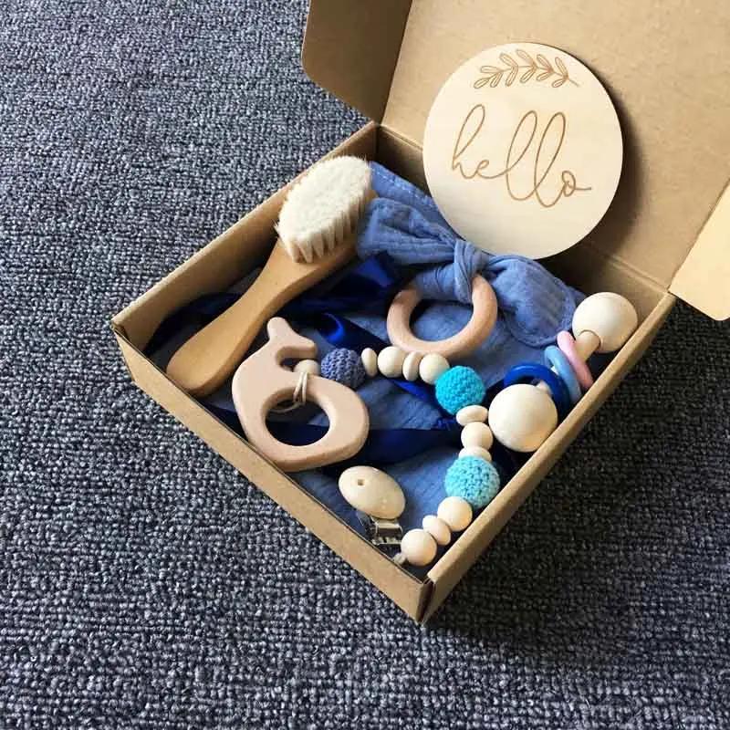

1Set Bath Toys Set Kid Swaddle Wrap Baby Milestones Brush Rattle Bracelet Bibs Photography Supplies Birth Gift Product