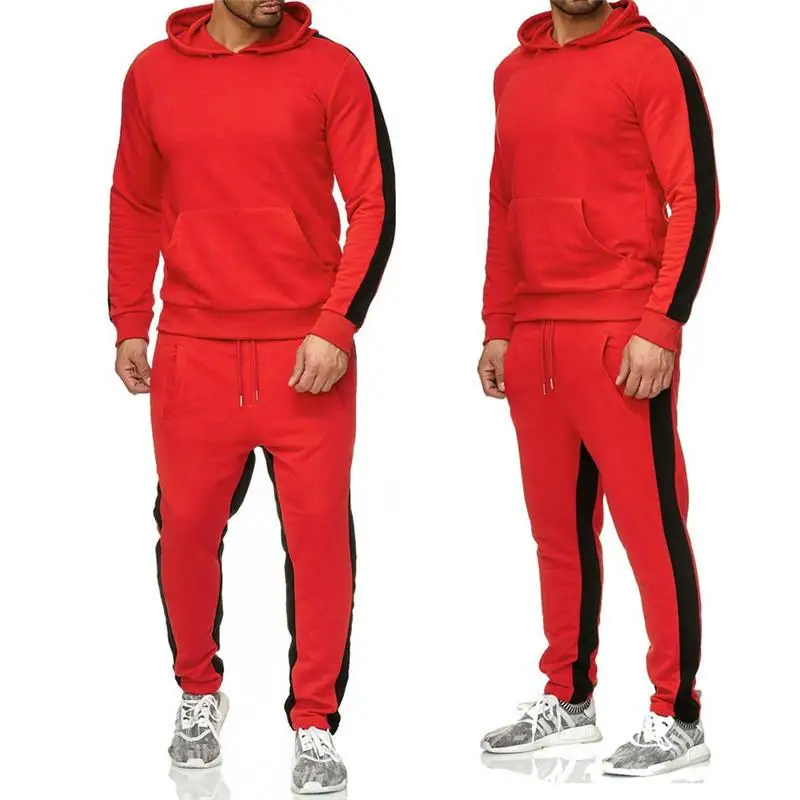

Hoodies & Sweatshirts