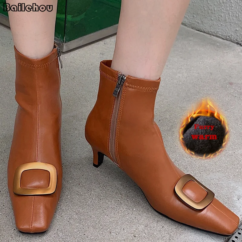 

Женские современные Ботинки на каблуке 5 см, женские Модные металлические зимние меховые короткие ботильоны, женские ботинки мартинсы, рези...