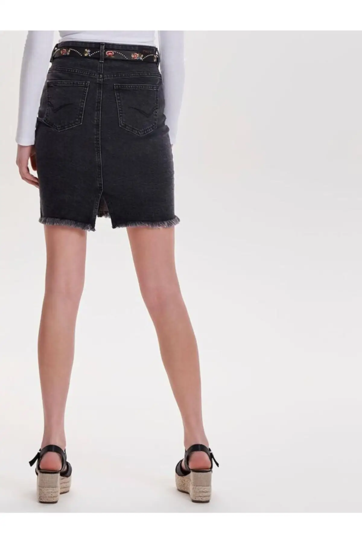 

Women 5 CABLE BOTTOM PUSKUL DENIM BAD