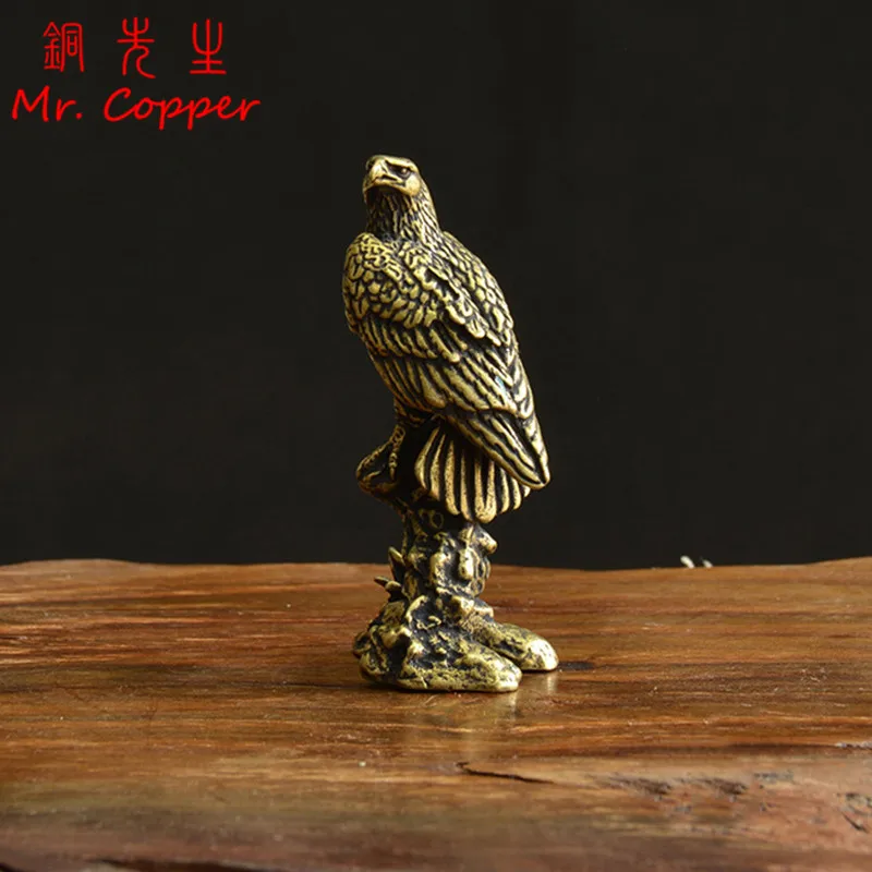 

Antique Bronze Decorations Desk Ornament Eagle Miniatures Figurines Pure Copper Eagle Statue Home Decorations Crafts Collection