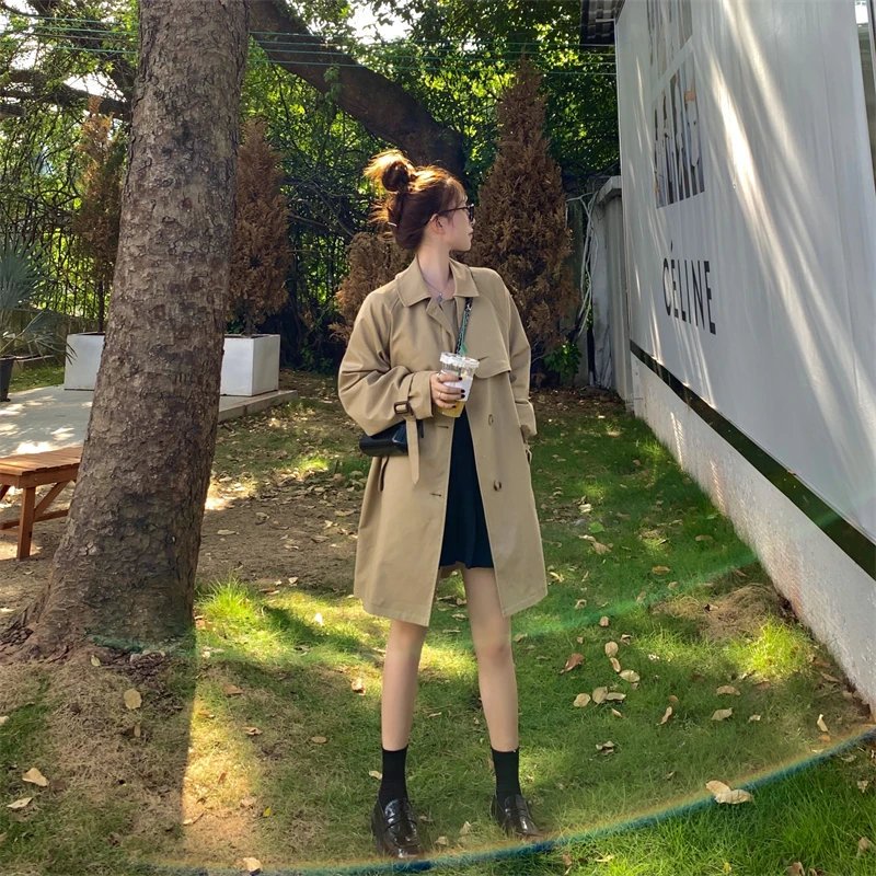 

French Polo Collar Long-sleeved Windbreaker Jacket Female Spring and Autumn New Korean Version Loose Wild Mid-length Top