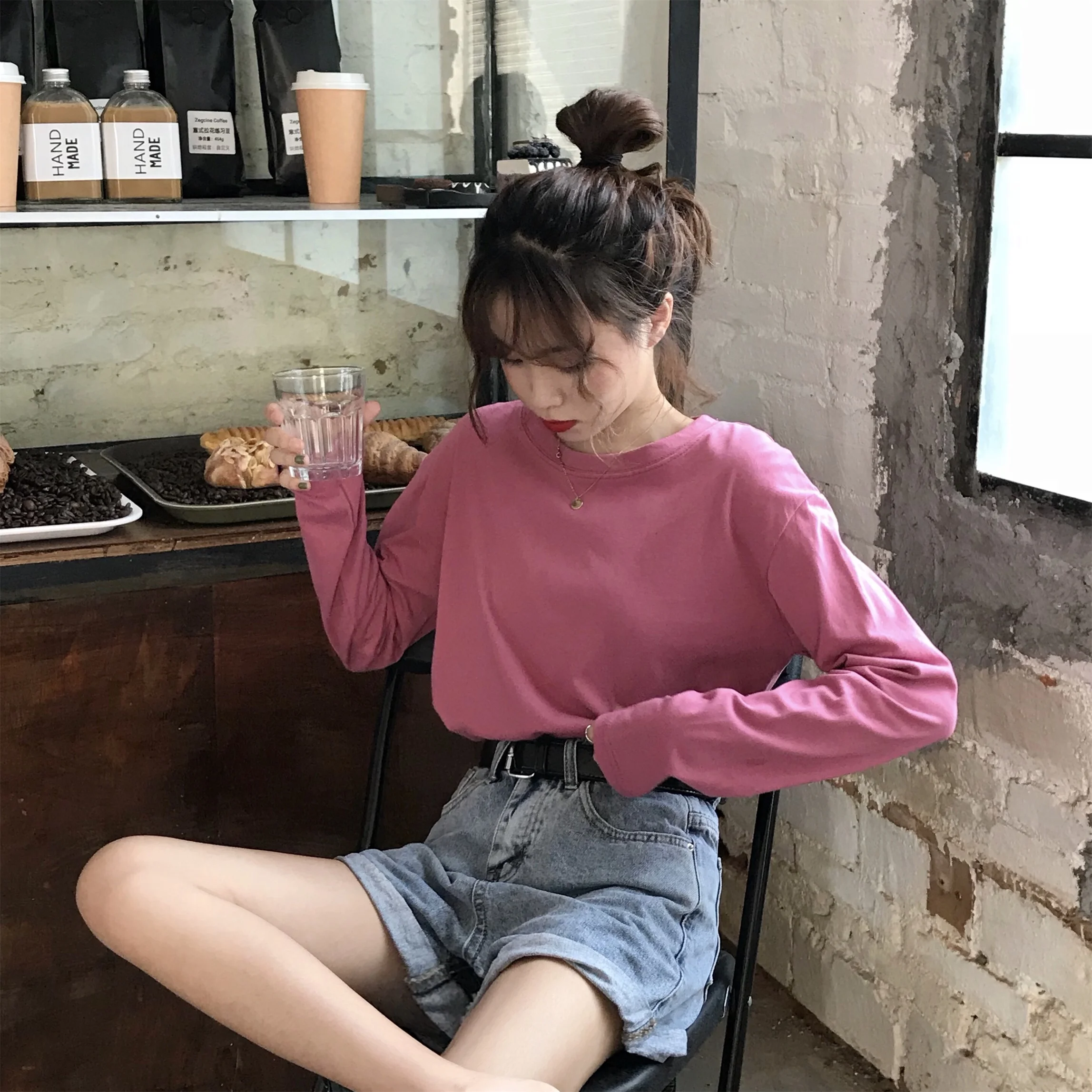 22 Однотонная футболка с длинным рукавом Женская Kpop шикарная свободная хлопковая Футболка с круглым вырезом черная Harajuku Kawaii простая Базовая футболка Femme