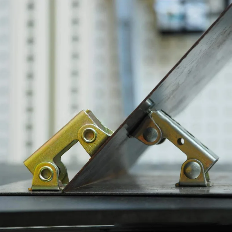 

2PCS Small Magnetic V-type Clamp Welding Holder Welding Fixture Adjustable Magnet V-Pads Metal Working Tool Hand Tools Box B4