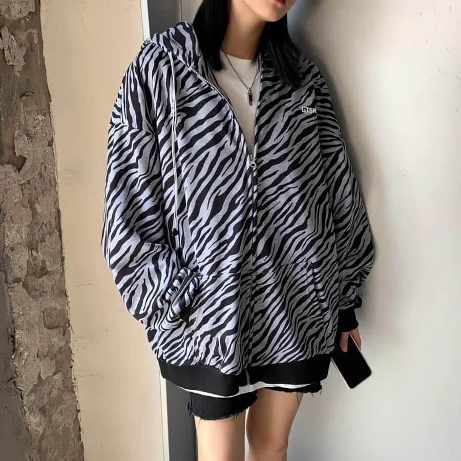 

New Autumn Loose Long Zip-Up Hoodies Unisex Sweatshirt Women Printed Zebra Oversized Hoodie Anime Harajuku Hoodie Men Clothes