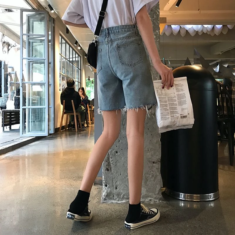 

Vintage Bermuda Shorts Plus Sizze Jean Short Women Retro All-Match Ripped Denim Short Female Chic Trouser Ladies 2021 New Cloth