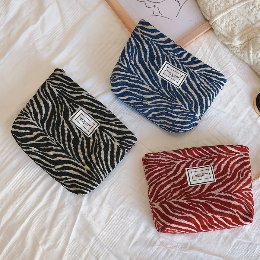 

Vintage Striped Makeup Bag Large Travel Toiletry Bag Women Retro Cosmetic Pouch Girl Beauty Case Necesserie Make Up Organizer