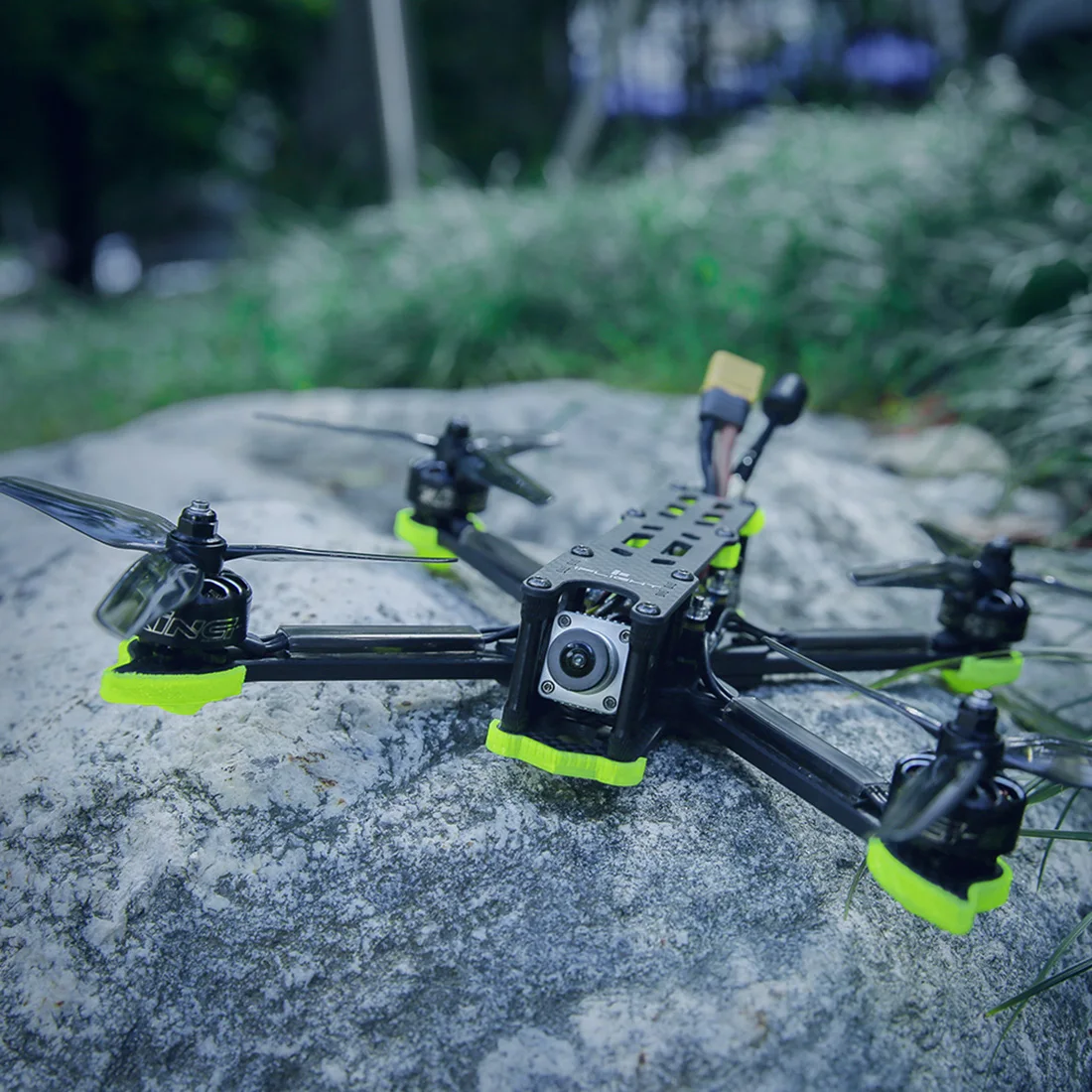 

IFlight Nazgul5 HD Pro SucceX-E F4 45A Nazgul5 Nebula Nano XING-E 2207 2750KV/1800KV 4S/6S 5.1inch 240mm For Freestyle FPV