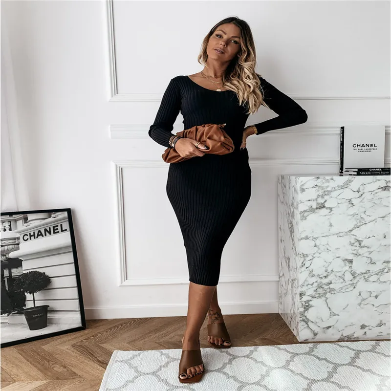 Осенне зимнее женское платье теплое трикотажное с длинным рукавом классическое