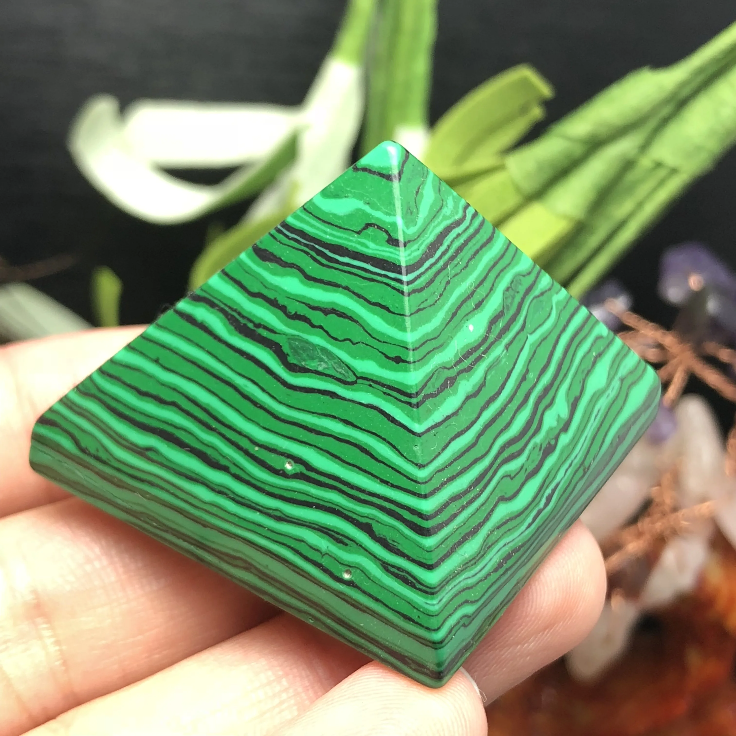 Хрустальная резная Пирамида малахит красивое украшение для дома|Камни| |