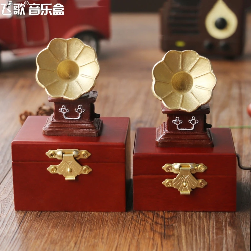 

Gramophone Mini Music Box Vintage Wood Hand Crank Music Boxes Christmas Gift Box Happy Birthday Caja De Musica Home Decor EB5MB
