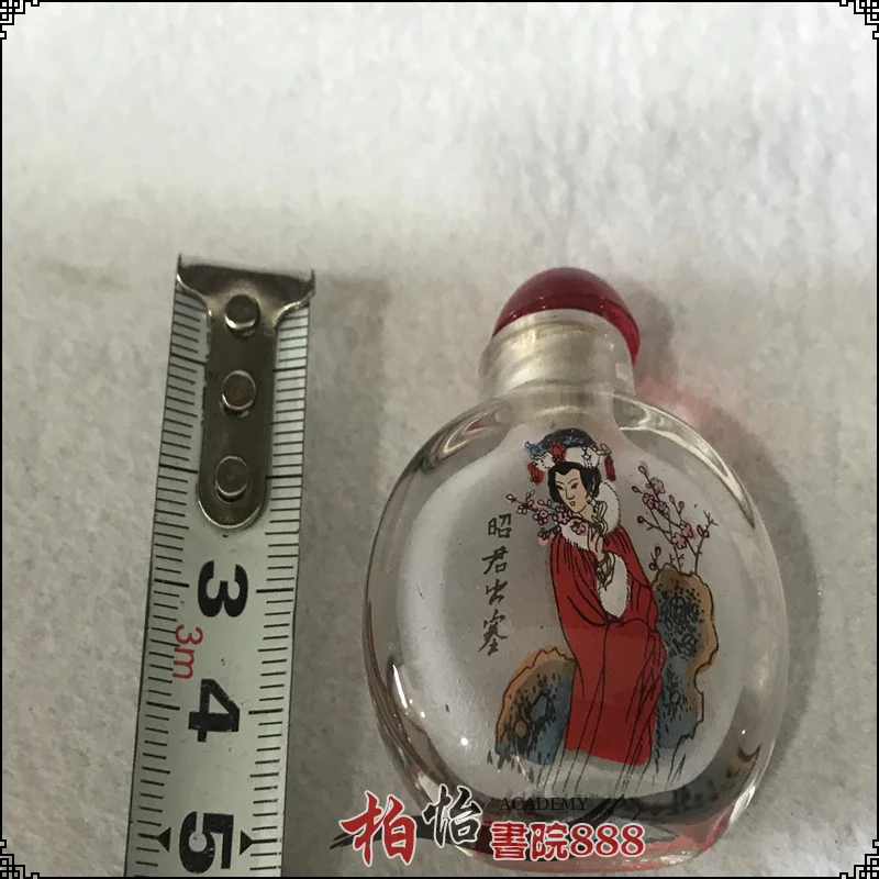 

Chinese antique hand-made glaze Zhaojun goes out of the snuff bottle