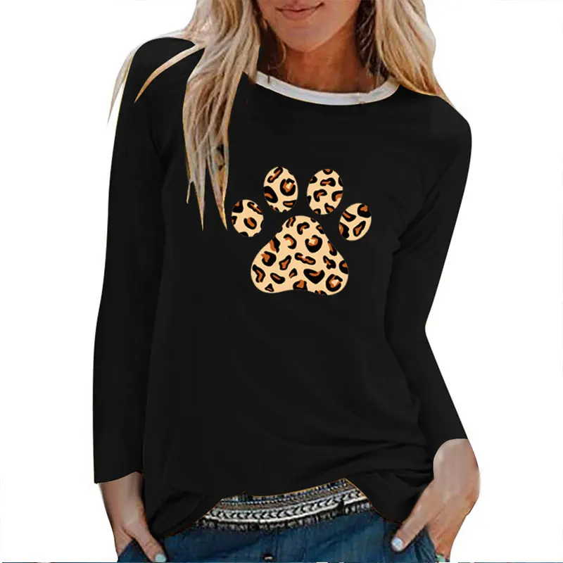 С леопардовым принтом в виде медвежьей лапы футболки с длинными рукавами и