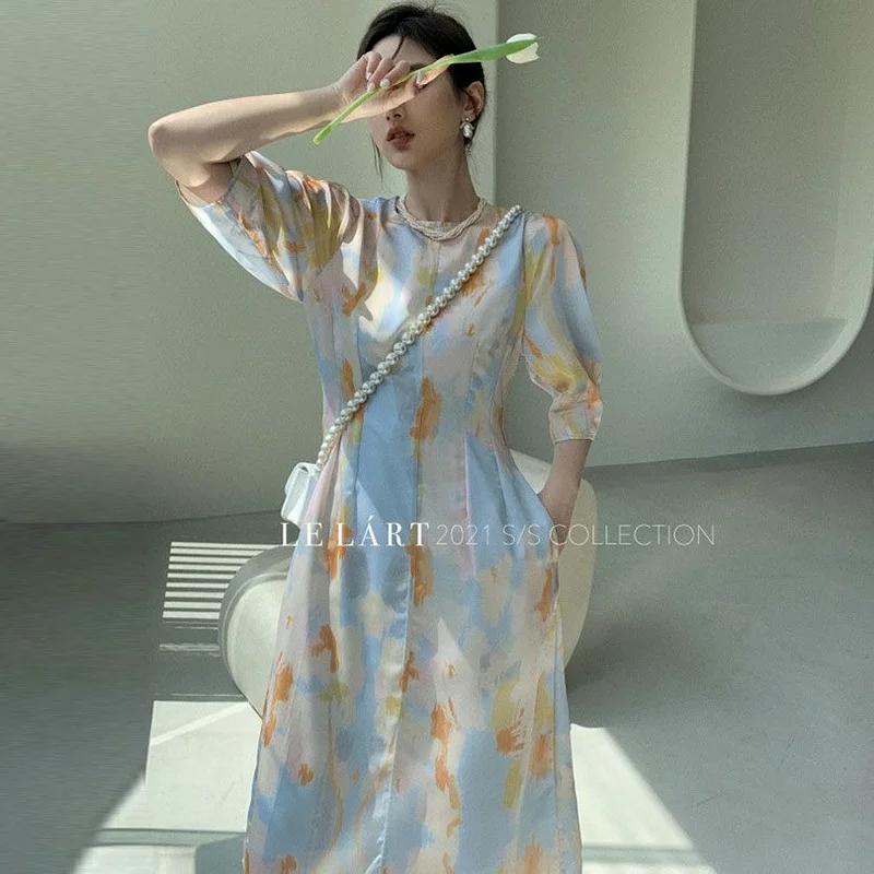 

2021 Summer Vintage Floral Satin Dress Female High Street Slim Party Midi Sundress Women France Puff Sleeve Retro Elegant Dress