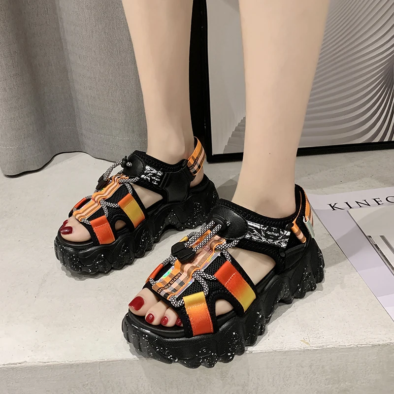 Rimocy/разноцветные босоножки на массивной платформе Женская модная летняя обувь с