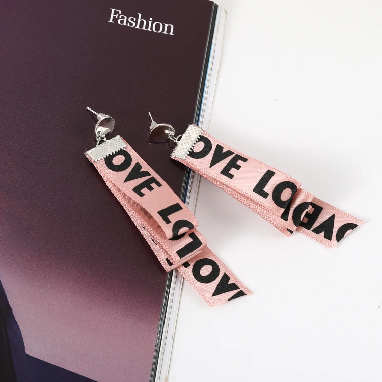

Fashion Pink LOVE Letter Super Fairy Earrings jewelry for ladies luxury jewelry