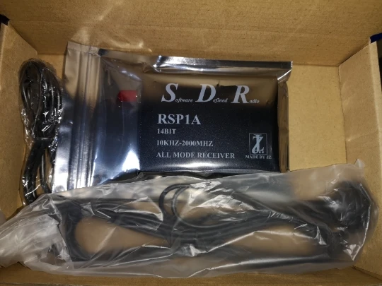 Preise SDRplay RSP1A 1 KHz-2000 Mhz Breitband SDR Empfänger Breitband Full-featured 14bit SDR Windows Linux Android MAC & Raspberry Pi 3