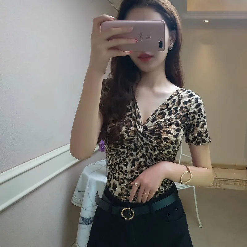 Женская футболка с леопардовым принтом весенне осенняя Сексуальная в Корейском
