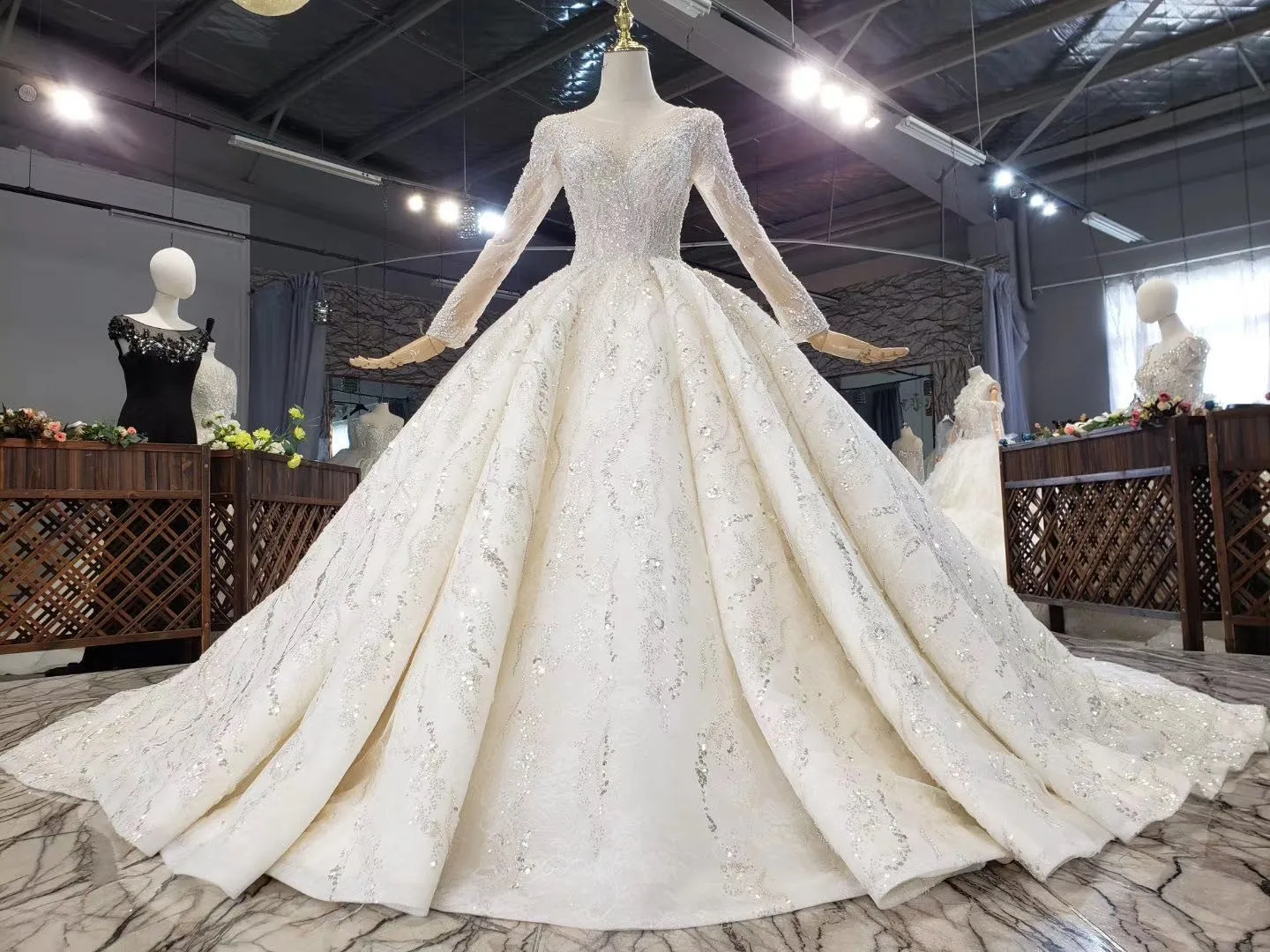 

2020 New Lace Princess Wedding Dresses Ball Gown Sexy Vestido Novia Handmade Elegant Vintage Wedding Gowns Vestido De Noiva