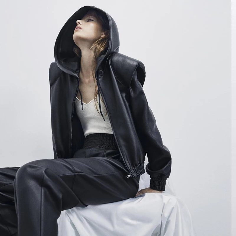 

OLOMM Spring Leather Jacket With Padded Shoulders Women's Jacket Short Streamlined Style Zipper Design Hooded