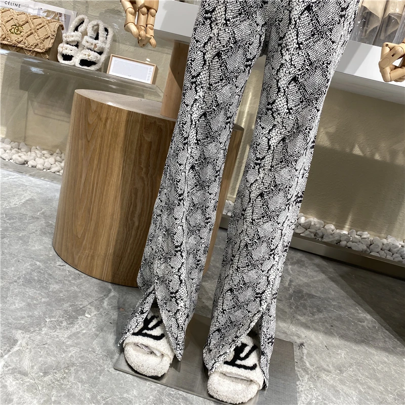 

Niche Design Vintage Fashion Snake-print High-waisted Slacks To Slim The New Drape Feel Loose Trousers With Slit Pants