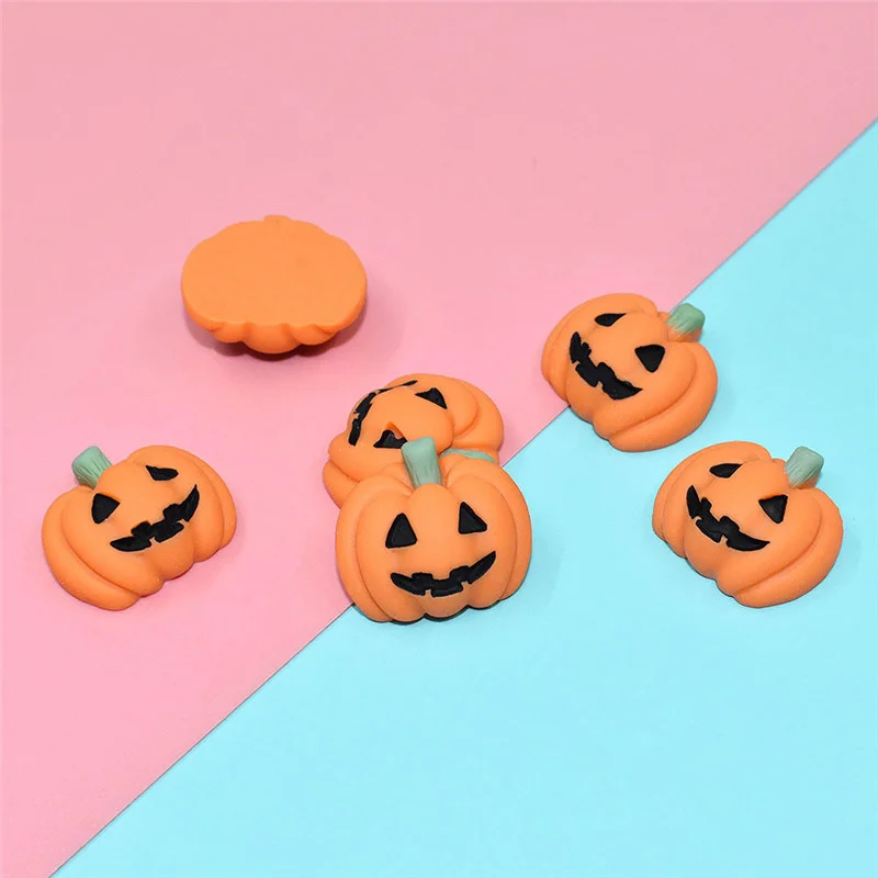 

Julie Wang 10PCS Resin Halloween Pumpkin Charms Flat Back Jewelry Making Accessory Party Dollhouse Decor