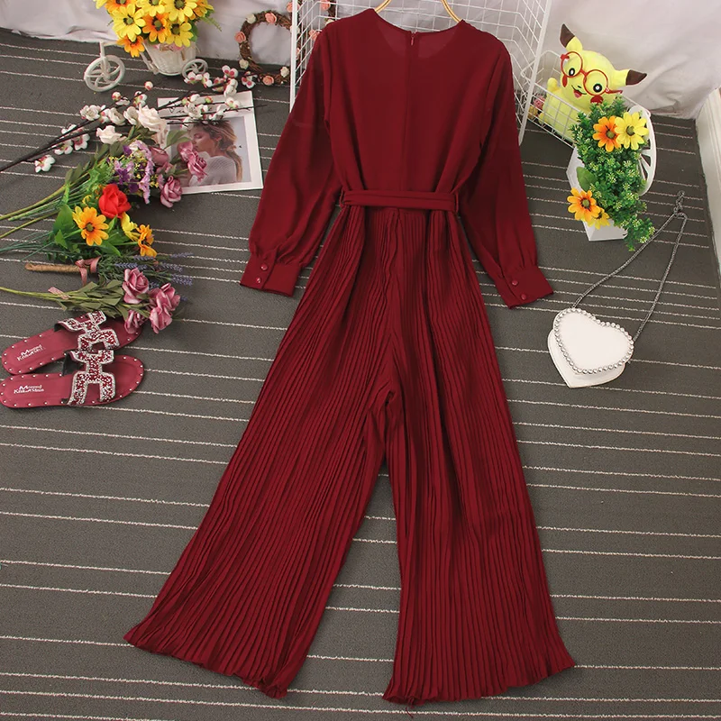 Autumn new all-match solid color temperament round neck long-sleeved waist tie-up pleated wide-leg trousers jumpsuit women s515