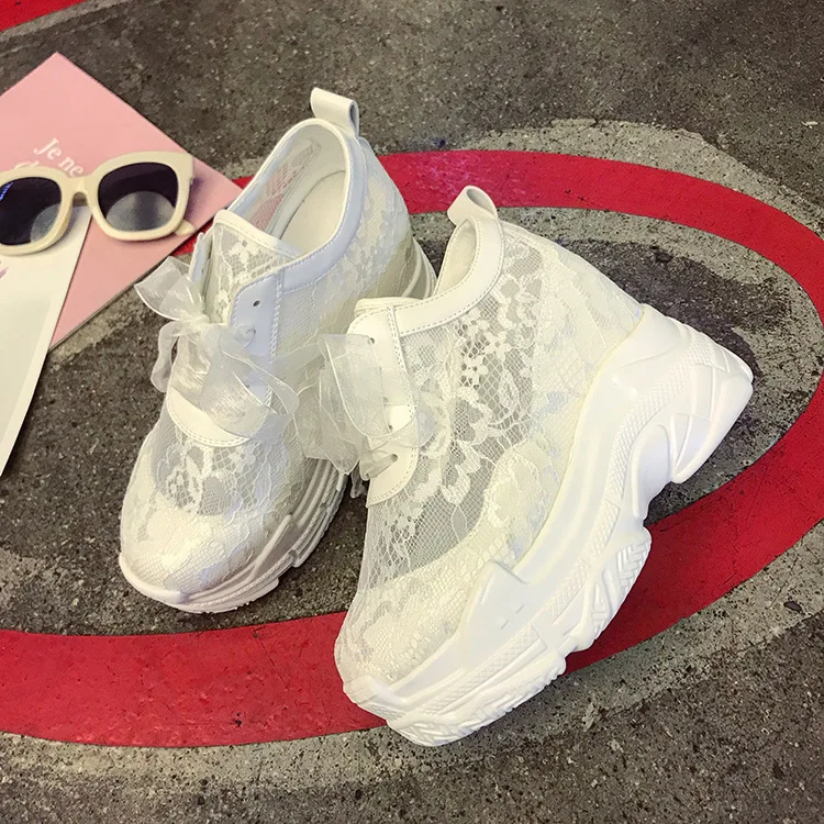 

Lace daddy shoes women's 2021 spring new Korean fashion mesh thick sole slope heel leisure sports shoes