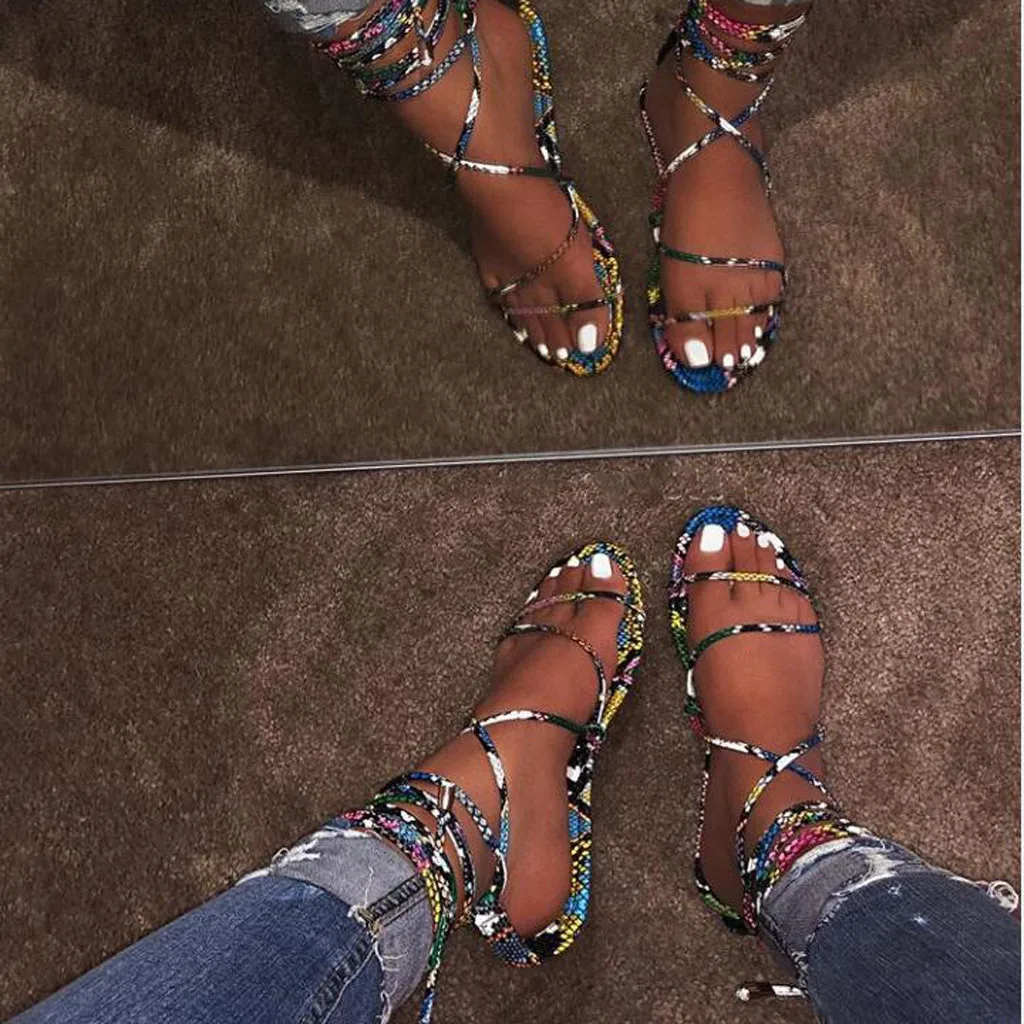 Женская обувь сезон лето пикантная женская на плоской подошве с перекрестными