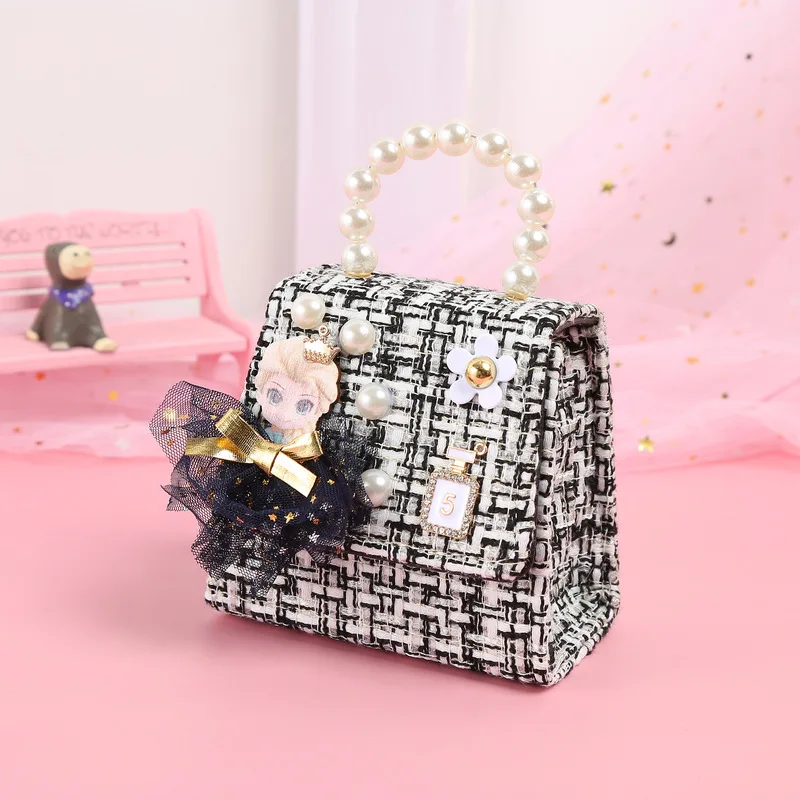 

2021 корейская мода Vibrato супер огонь маленький аромат ветер дети девочки принцесса украшение сумка мессенджер жемчуг Детская сумка