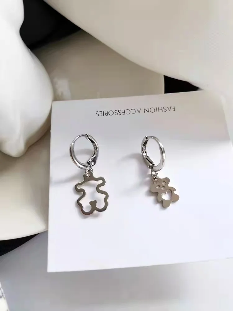 

Creative Asymmetrical Bear Earrings with Hollow Individuality Cute Fashion Trendy Metallic and Female Ear Buckles