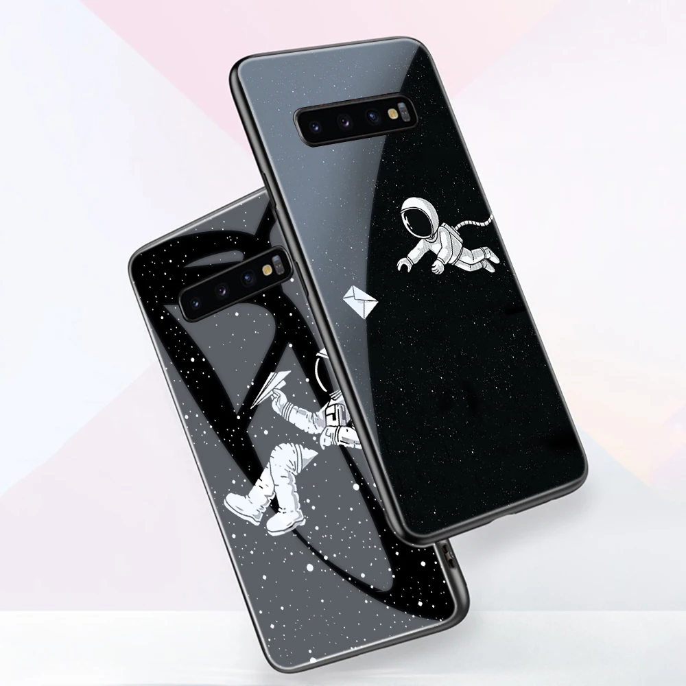 

Space Astronaut Case For Samsung Galaxy S21 S10 S9 S8 S10e S20 FE Ultra A51 A71 A50 A21S A70 Note 20 10 9 8 Plus Tempered Glass