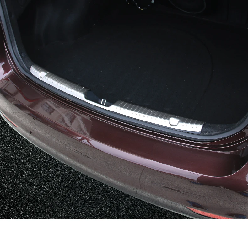 Lsrtw2017 Metal Car Trunk Sill Strip Rear Guard Board Trims for Kia K3 Kia Cerato Interior Mouldings Accessories - Название цвета: inside silver