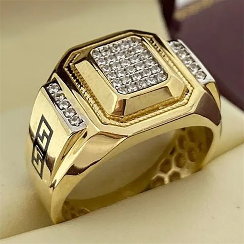 

Popular Gold Color Men's Geometric Square Finger Ring with Rhinestone Zircon Crystal for Male Party Wedding Engagement Jewelry