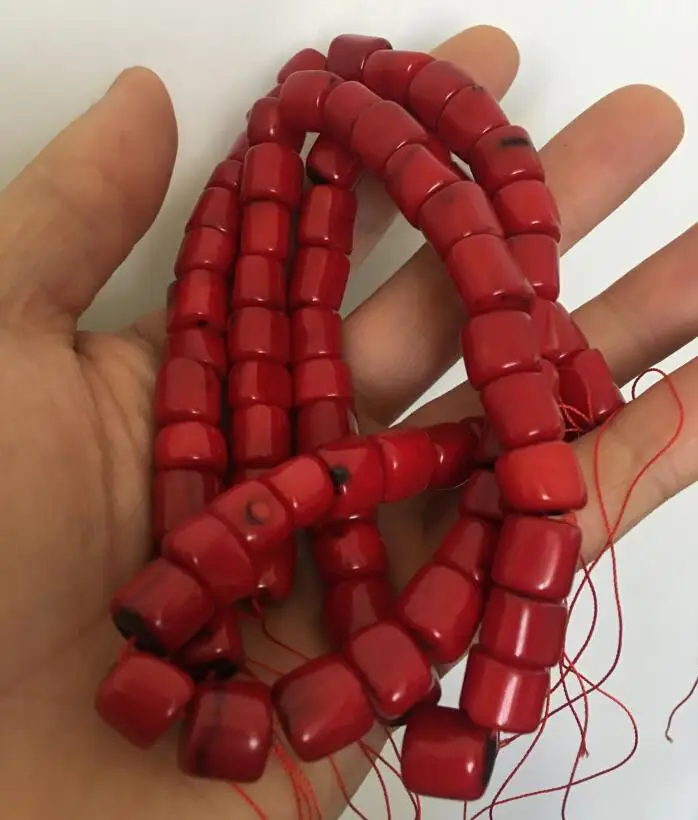 Форма колонка красный коралл ювелирные изделия делая свободные шарики прядь