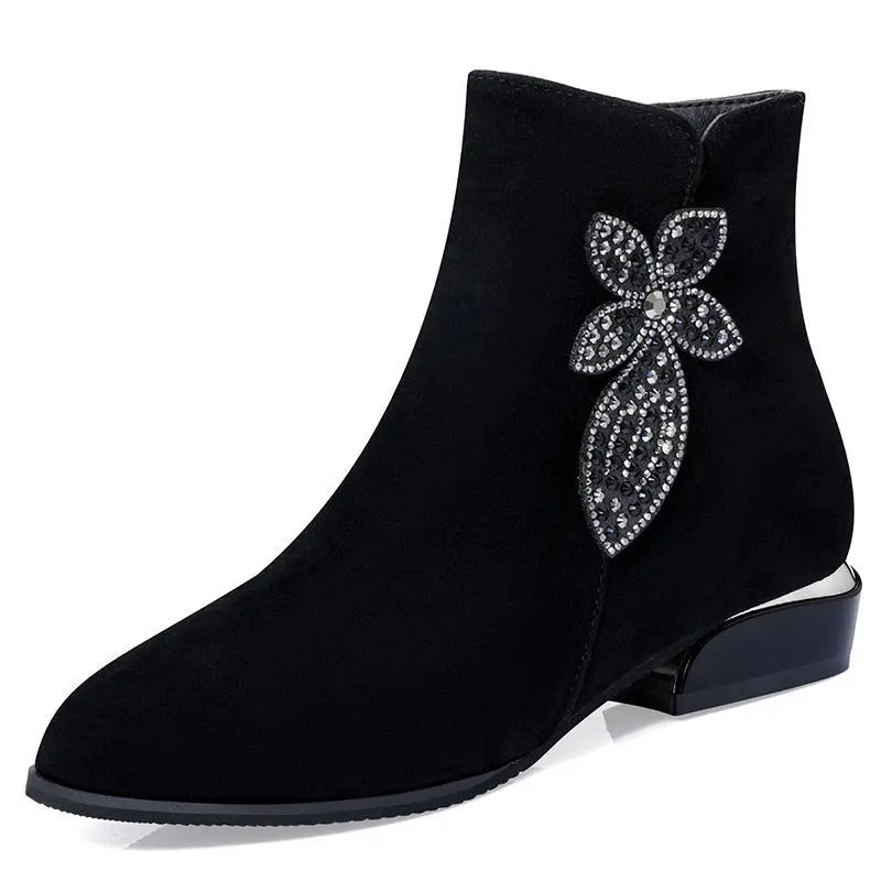 

Women's Boots Fall/winter 2021 Women's Short Boots Martin Boots Low Heel New Flat Thick Heel Plus Velvet Fashion Wild Snow Boots