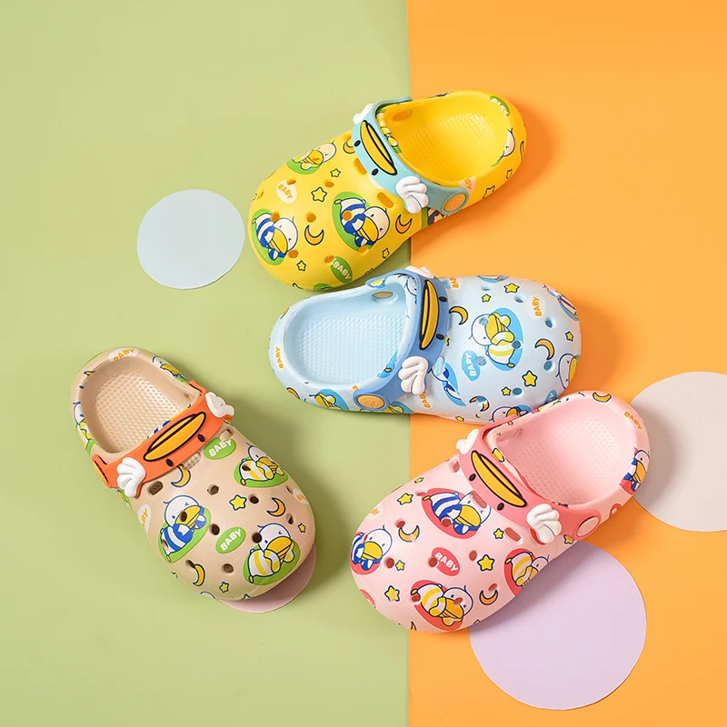 

2021 0-6y Kids Mules & Clogs Summer Boys Girls Sandals Flat Heel Cartoon Non-Slip Soft Beach Slippers Children Garden Shoes