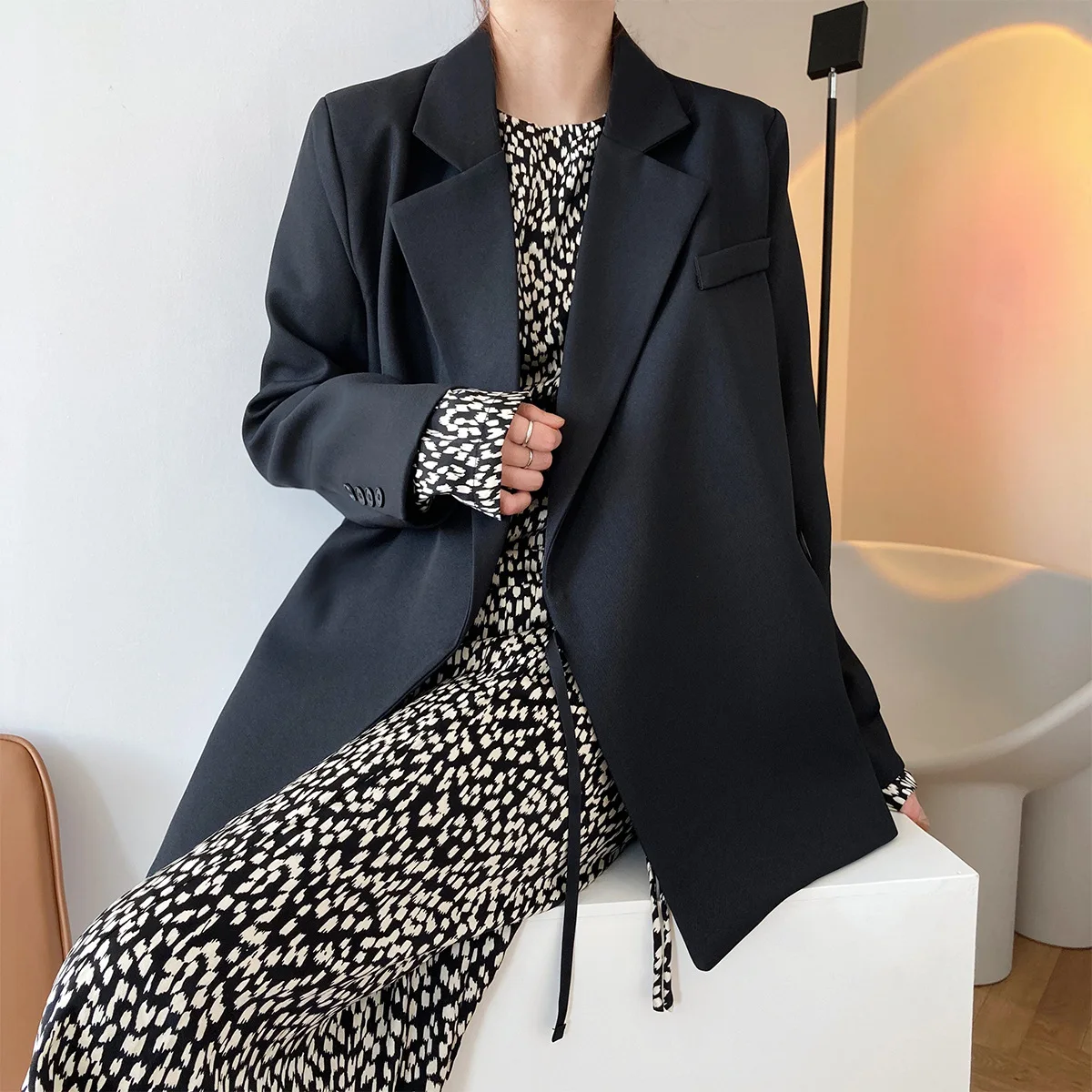 

Spring Elegant Women's Blazer Long Sleeve Invisible Buttons Korean Blazer Fashion Blue Black Khaki Trailblazer