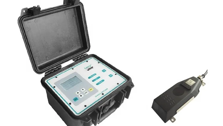 Портативный ультразвуковой расходомер Lanry-flow DOF6000-P используемый для измерения